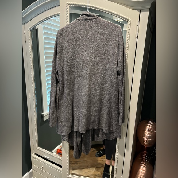 Barefoot Dreams Cardigan - Picture 2 of 3